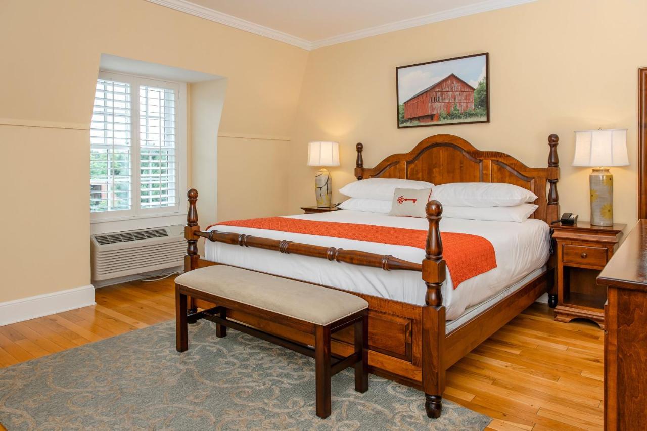 Mills Park Hotel Yellow Springs Екстериор снимка