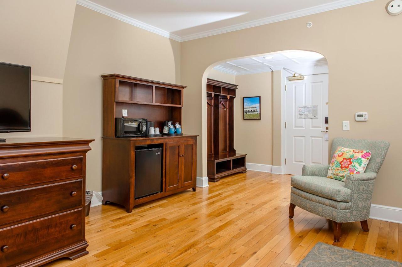 Mills Park Hotel Yellow Springs Екстериор снимка