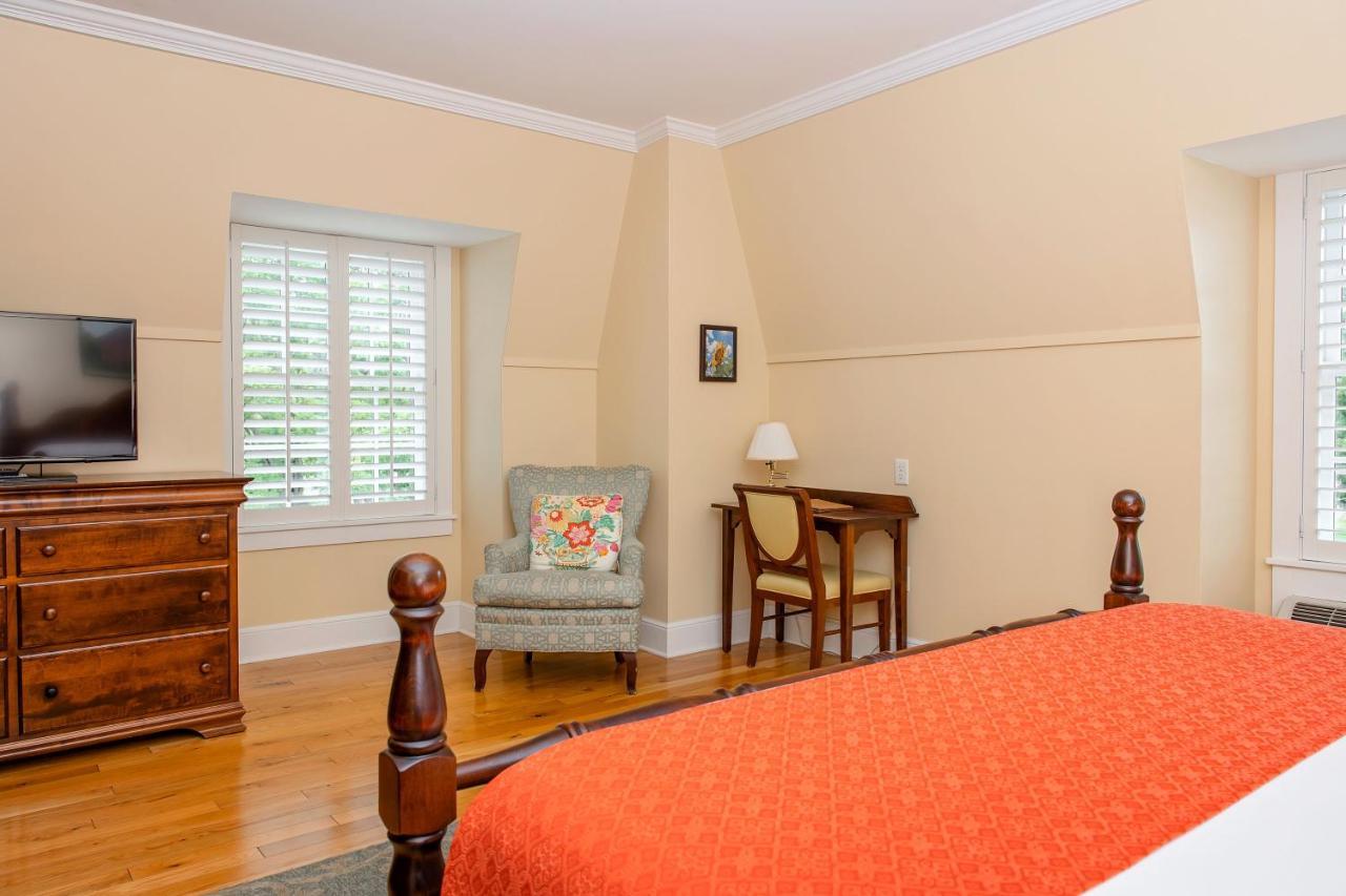 Mills Park Hotel Yellow Springs Екстериор снимка