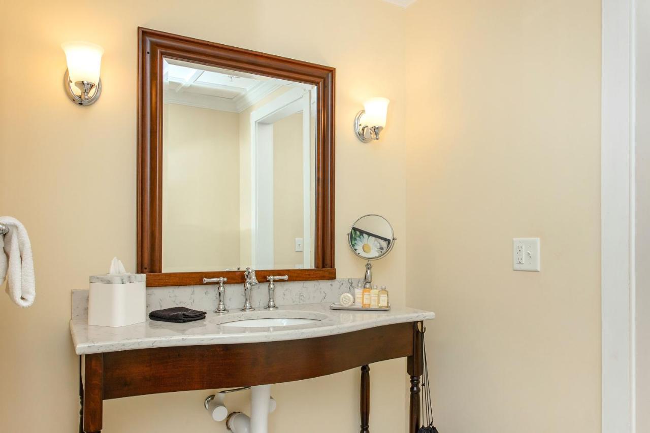 Mills Park Hotel Yellow Springs Екстериор снимка